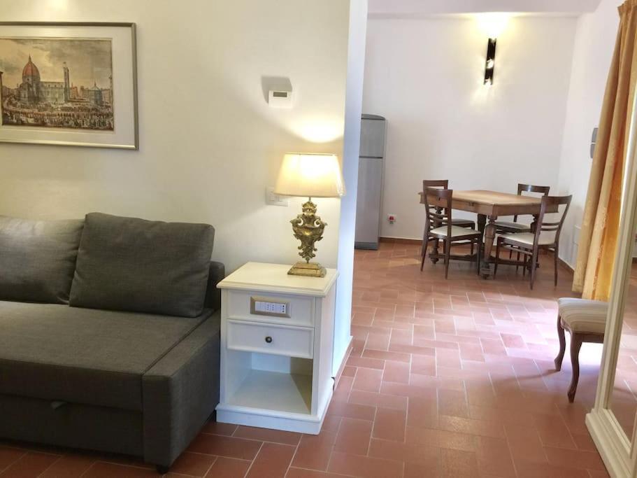 Dalu Florence Apartment Davide - Private Car Park 15 Minutes To The City Center Luaran gambar