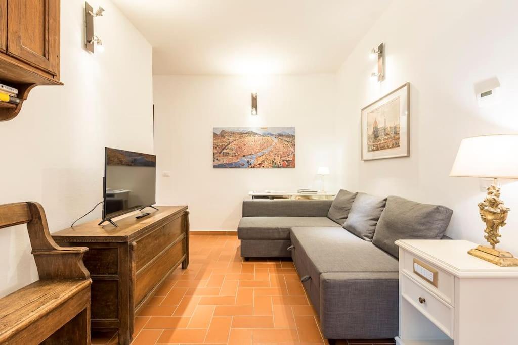 Dalu Florence Apartment Davide - Private Car Park 15 Minutes To The City Center Luaran gambar