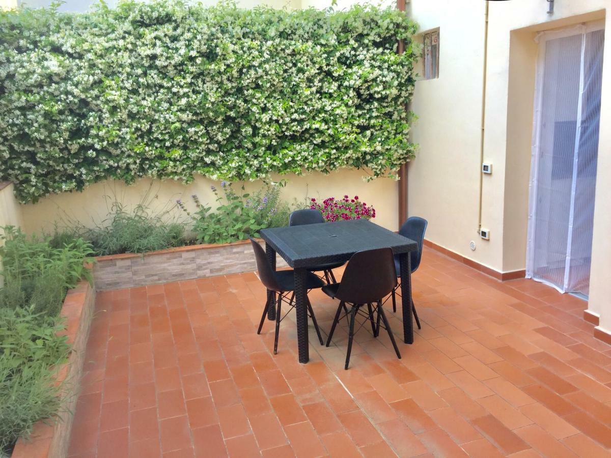 Dalu Florence Apartment Davide - Private Car Park 15 Minutes To The City Center Luaran gambar